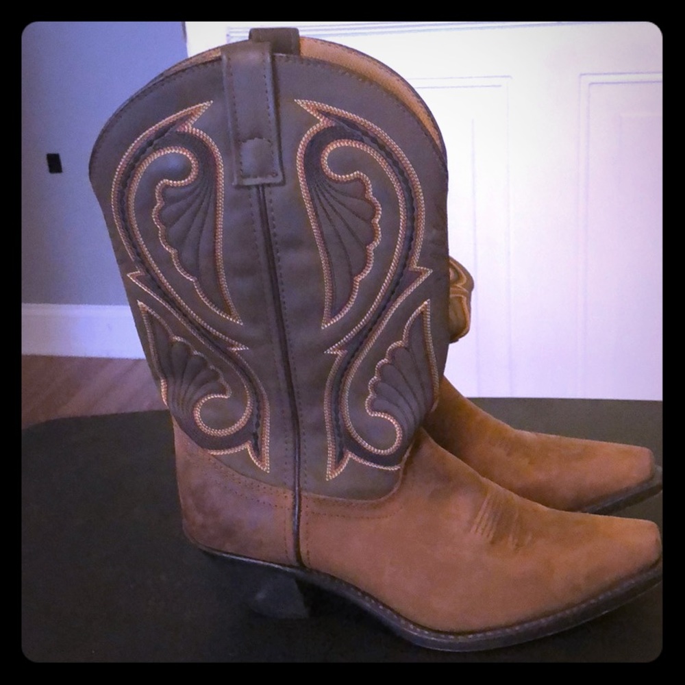Ladies Leather Cowgirl boots